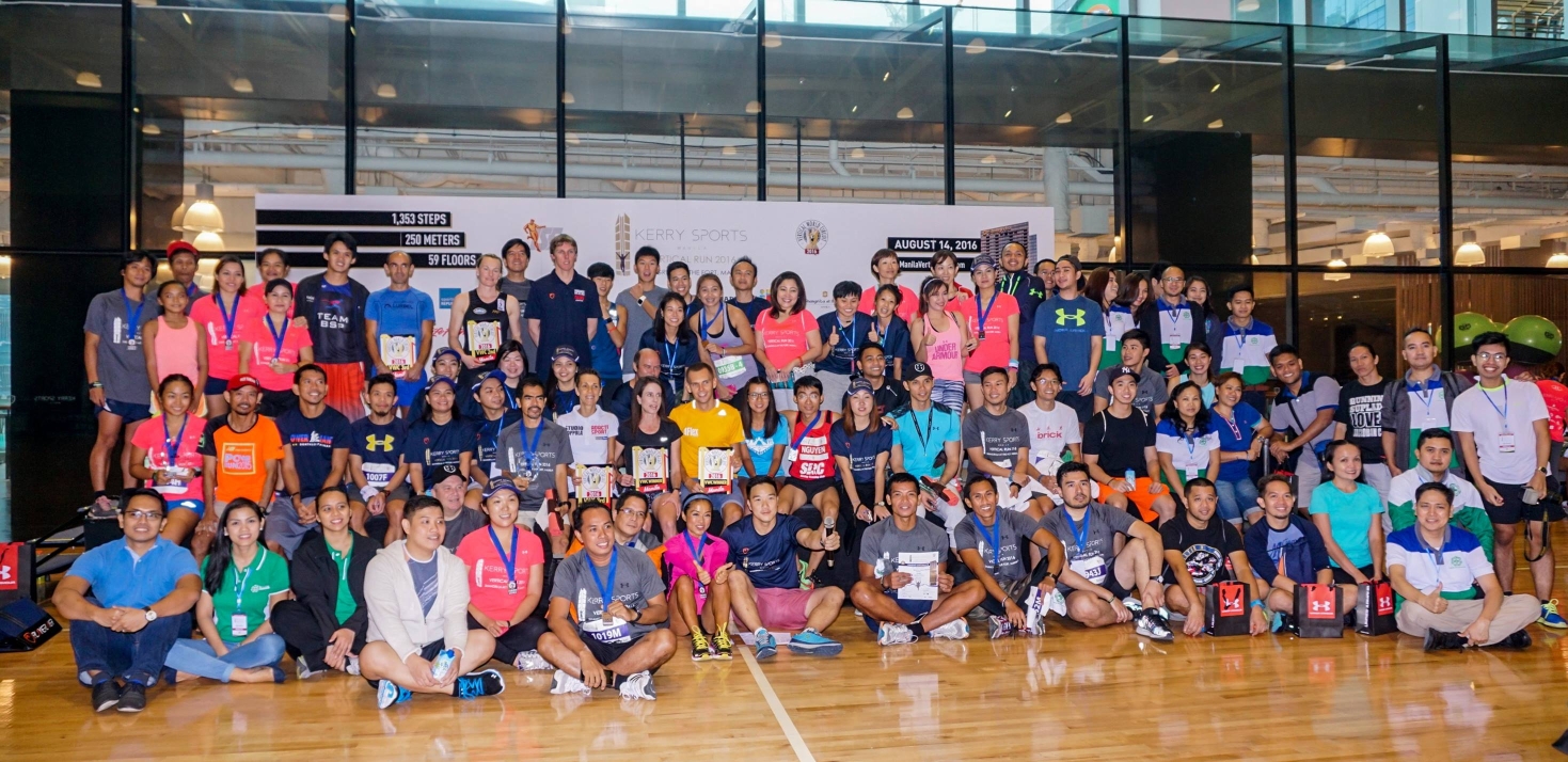vertical run manila participants-photos